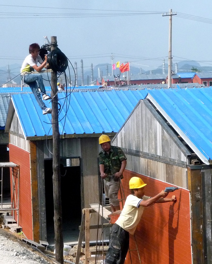 屋面彩鋼瓦油漆如何翻新