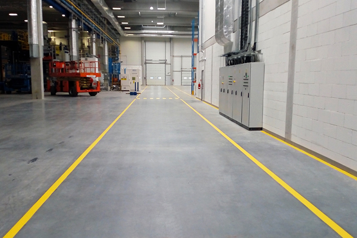 打造專業(yè)倉儲空間，從環(huán)氧地坪漆開始