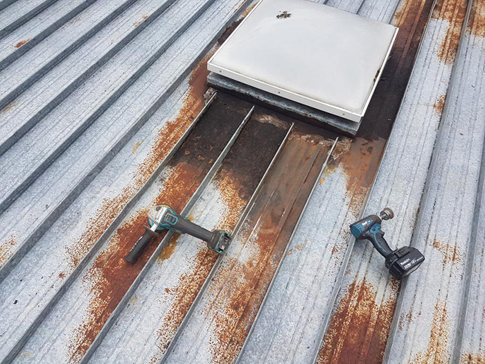 彩鋼屋面翻新施工公司怎么樣