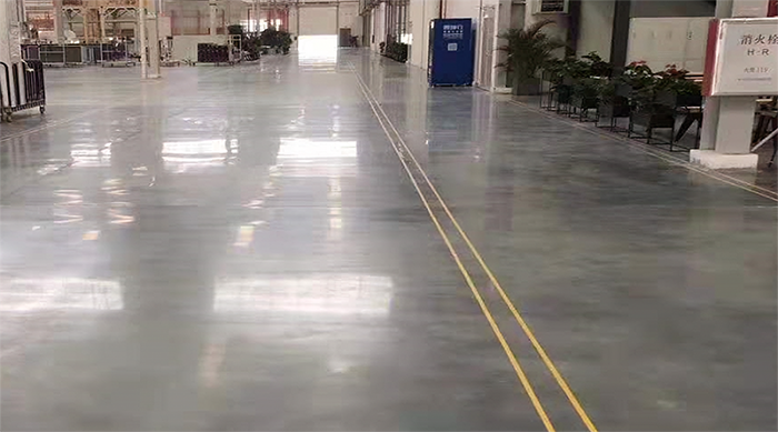 混凝土固化劑地坪使用壽命多久？