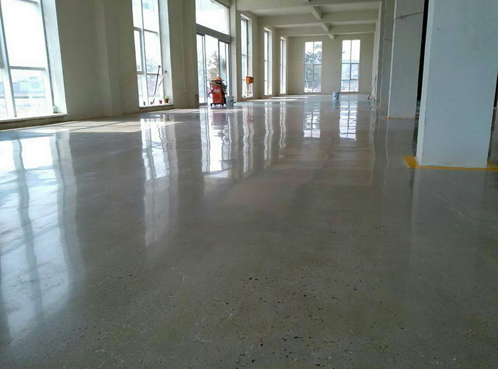 固化劑地坪漆施工步驟詳解