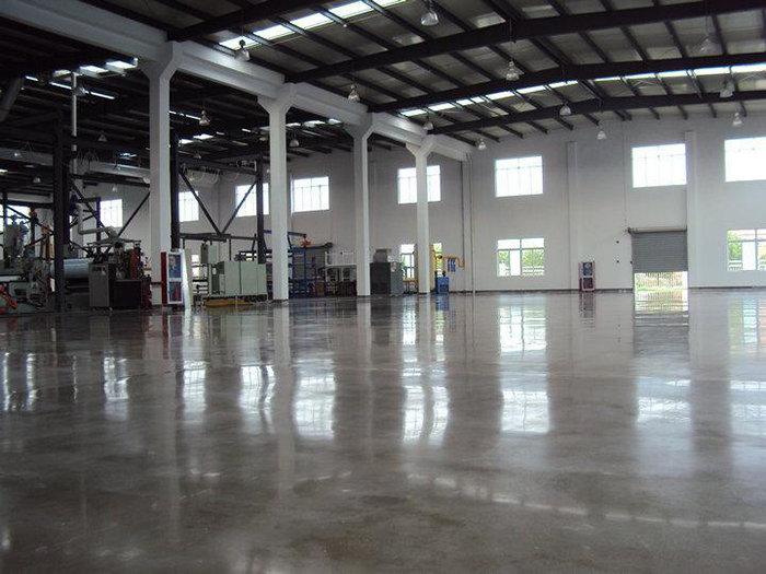 固化劑滲透地坪小型:簡便高效的地面處理方案