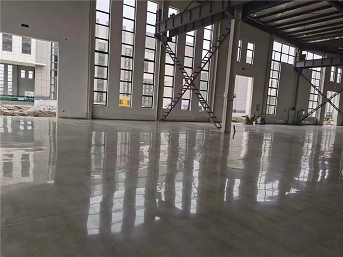 彩色地坪固化劑材料有毒嗎？